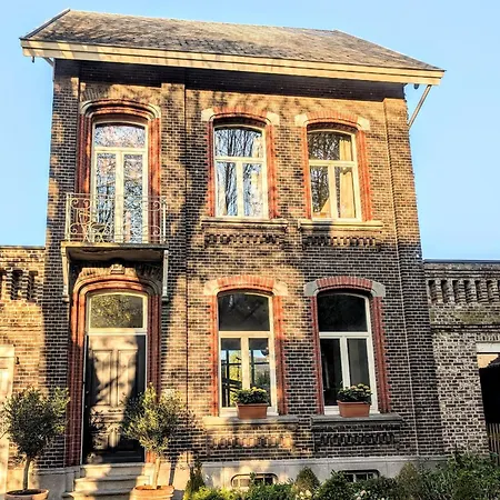 Historic Heritage Mansion Neerpelt